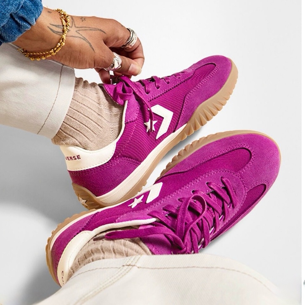 Converse Run star trainer Quantum Violet NWT